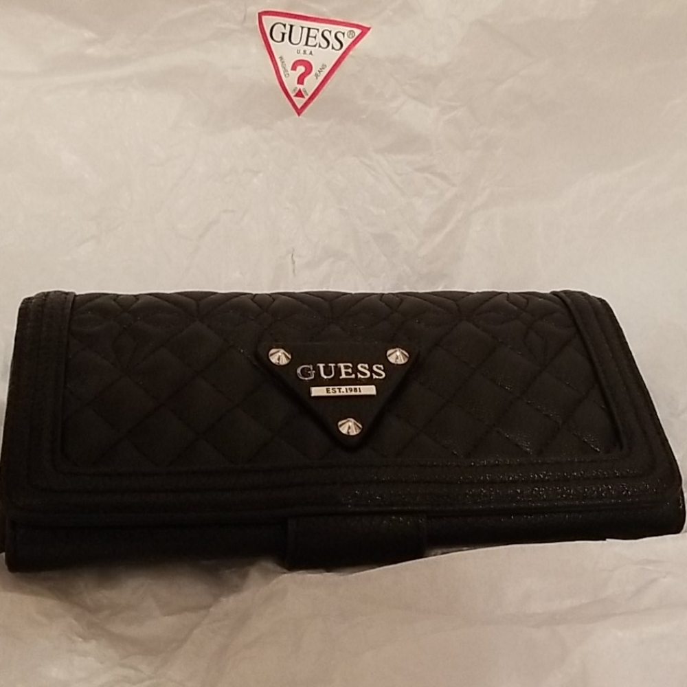 - Wallet - Picture 2 of 11